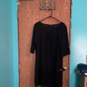 Elegant Black Lace Dress